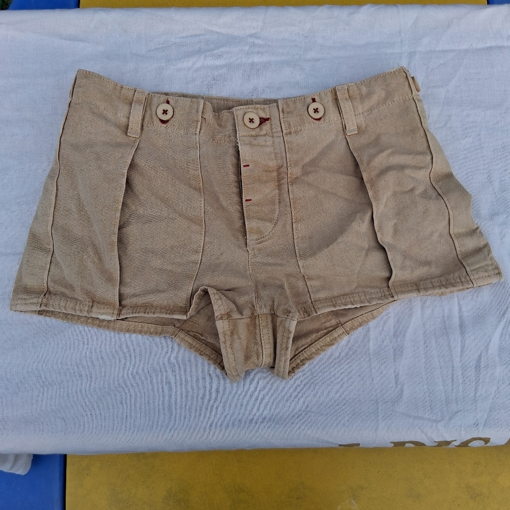 Beige Cotton Garment
